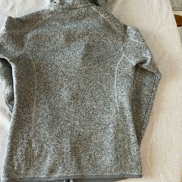 Patagonia Better Sweater Hoodie - XS - EUC!! - Picture 4 of 4